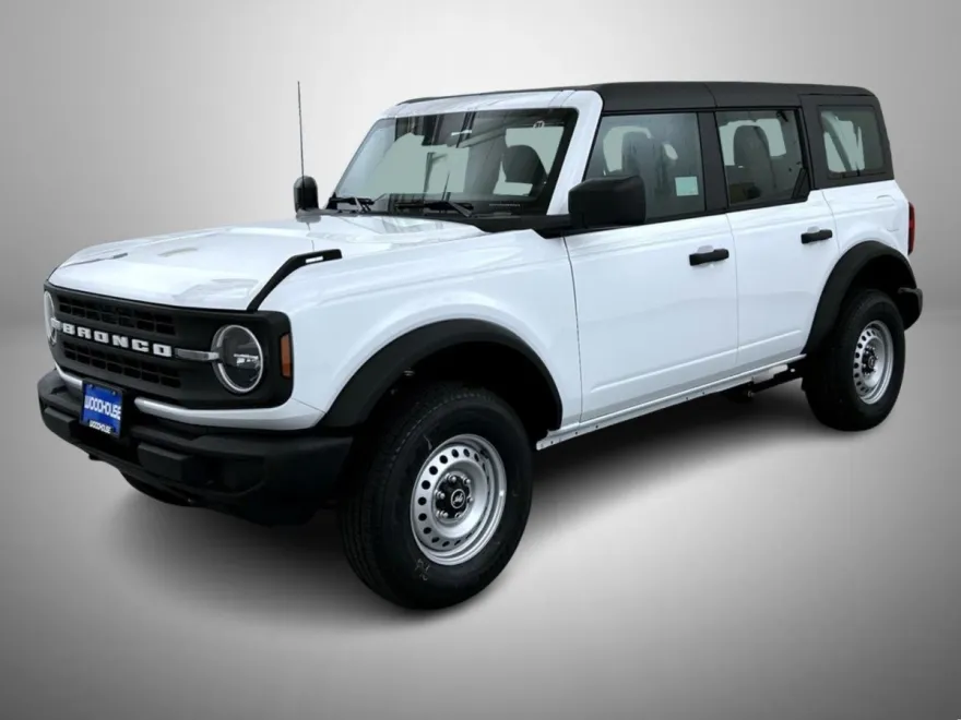 2025 Ford Bronco Base photo 1