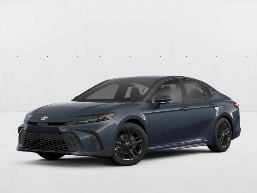 2025 Toyota Camry LE photo 1