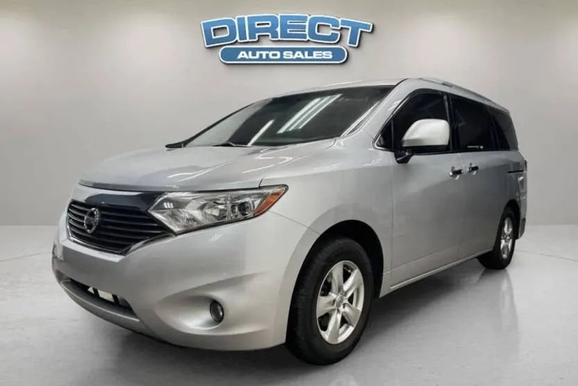 2017 Nissan Quest SV photo 1