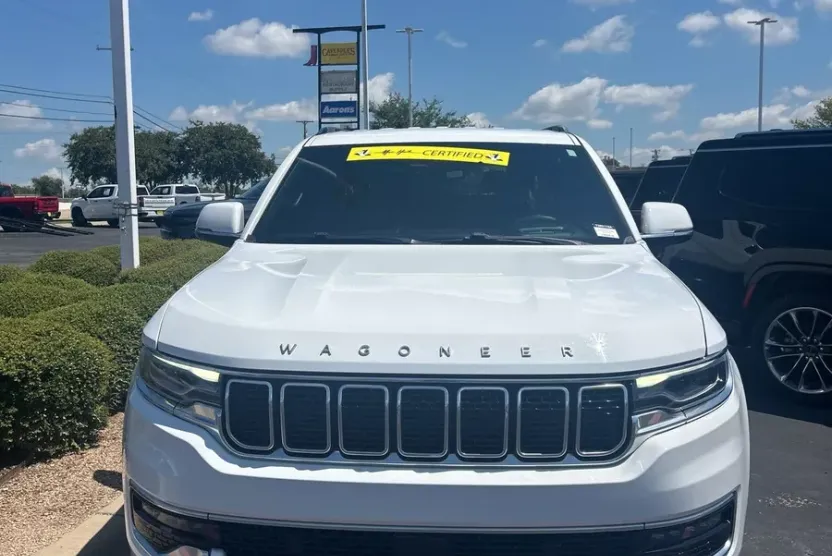 2022 Jeep Wagoneer Series III photo 1