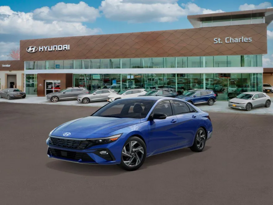 2025 Hyundai Elantra SEL Sport photo 1