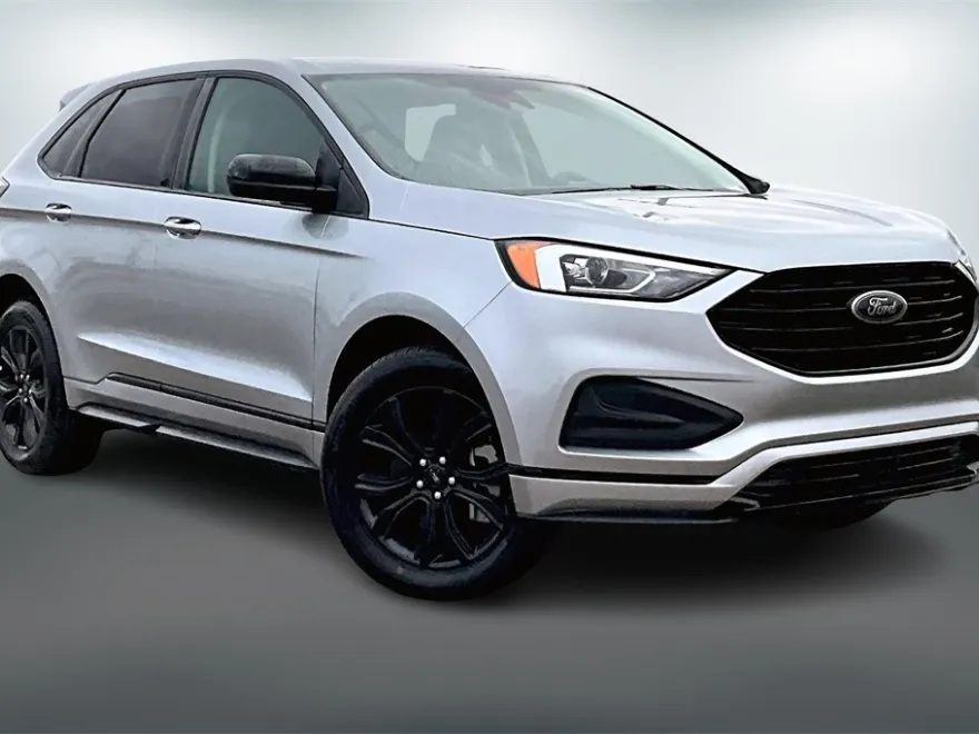 2024 Ford Edge SE photo 1