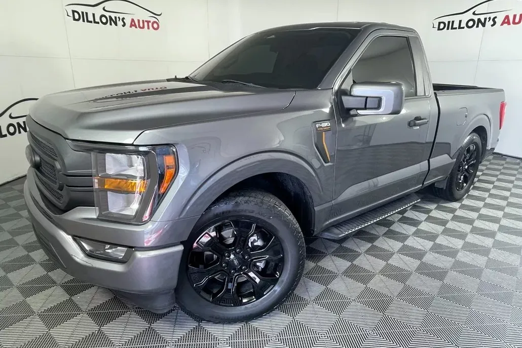 2023 Ford F-150 XL photo 1