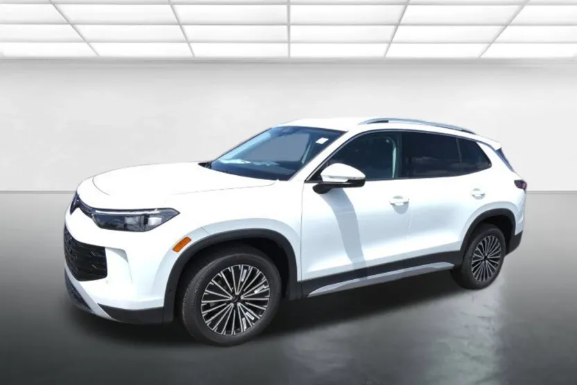 2025 Volkswagen Tiguan S photo 1