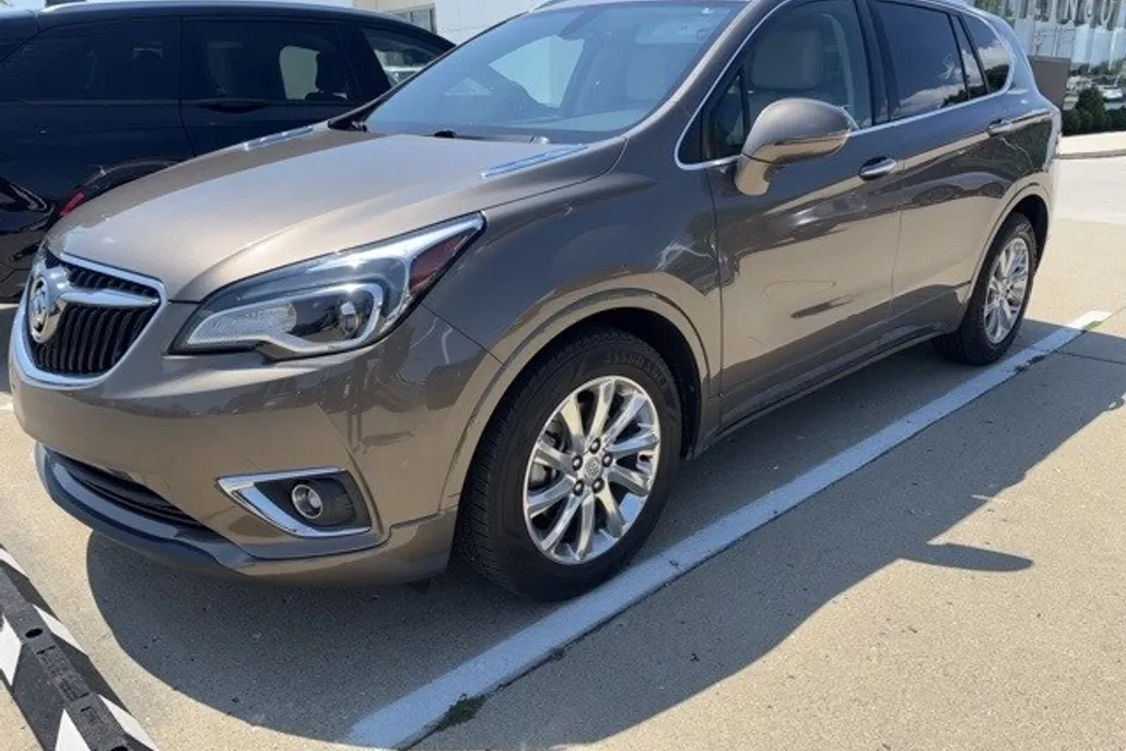 2019 Buick Envision Essence photo 1