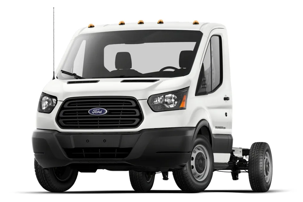 2019 Ford Transit Chassis photo 1