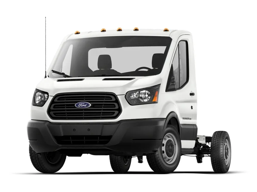 2019 Ford Transit Chassis photo 1