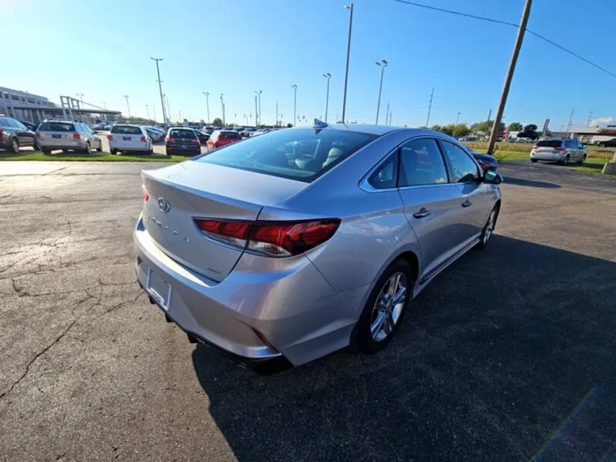2019 Hyundai Sonata Sport photo 1