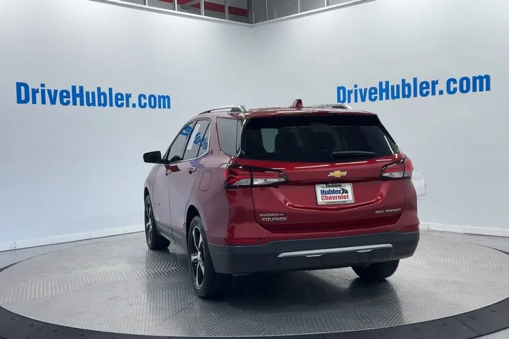 2023 Chevrolet Equinox Premier photo 1