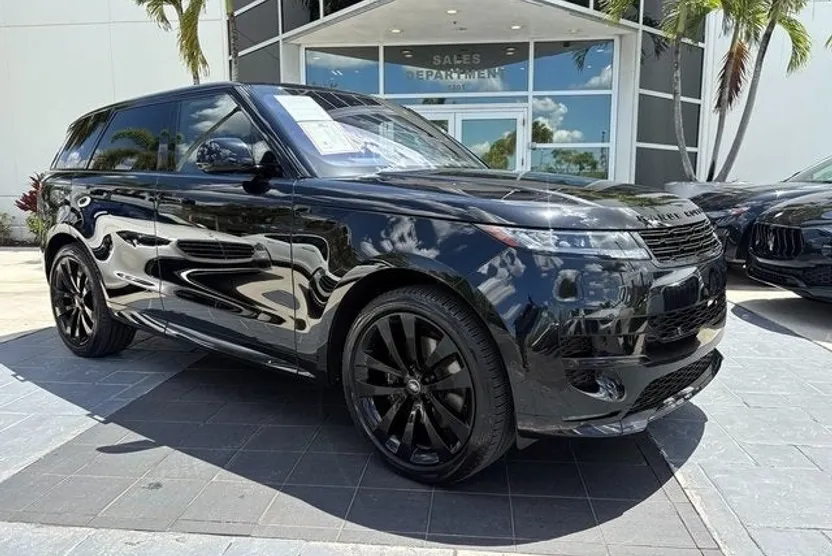 2023 Land Rover Range Rover Sport SE photo 1
