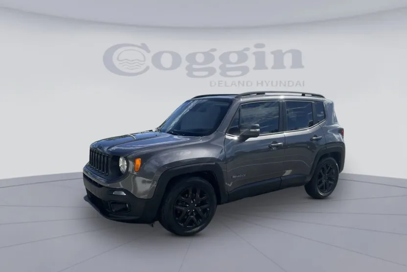 2017 Jeep Renegade Latitude Altitude photo 1