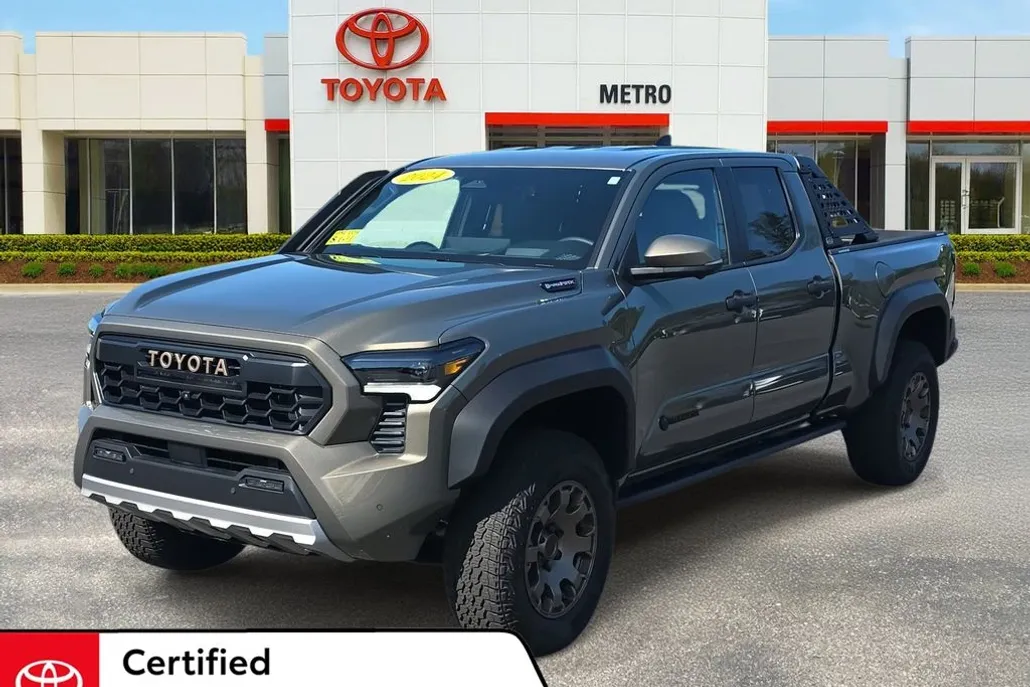 2024 Toyota Tacoma Trailhunter photo 1
