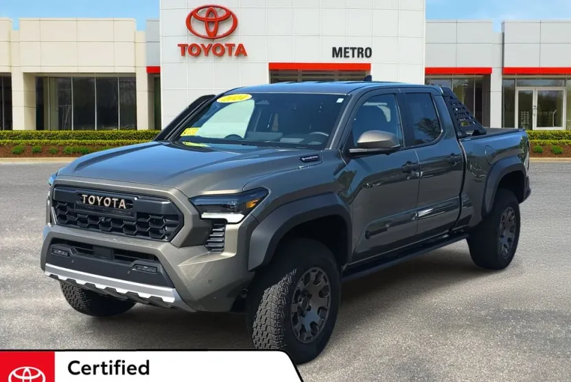 2024 Toyota Tacoma Trailhunter photo 1