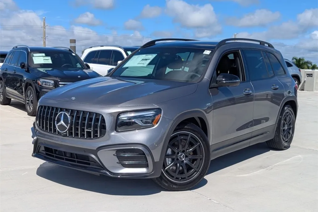 2026 Mercedes Benz GLB AMG 35 4MATIC photo 1