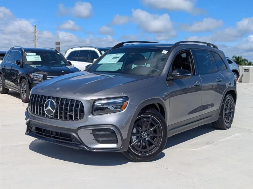 2026 Mercedes Benz GLB AMG 35 4MATIC photo 1