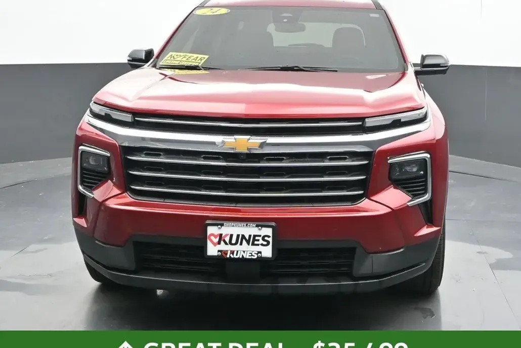 2024 Chevrolet Traverse 1LT photo 1