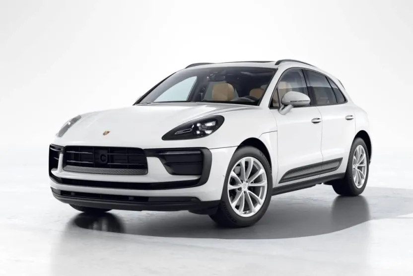 2026 Porsche Macan T photo 1