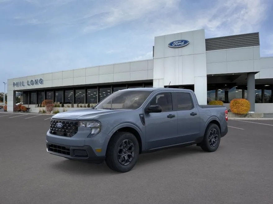 2025 Ford Maverick XLT photo 1