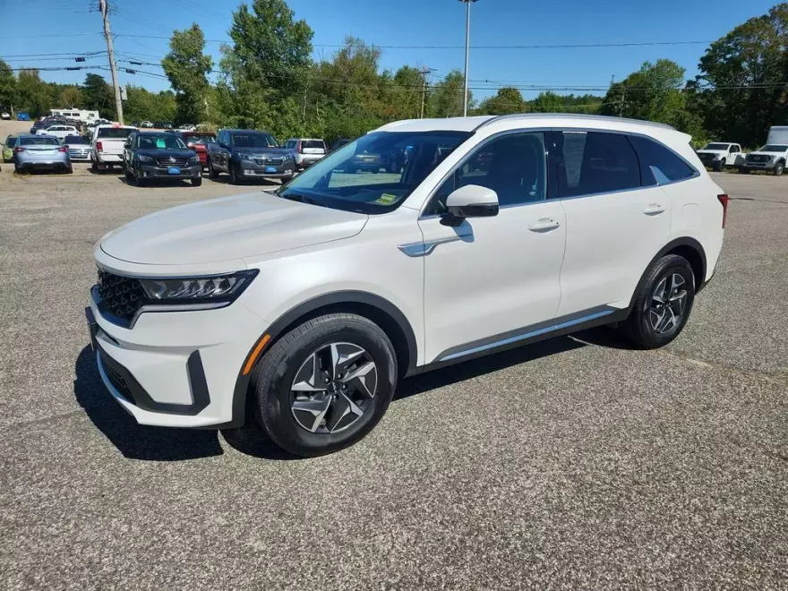 2022 Kia Sorento Hybrid S photo 1