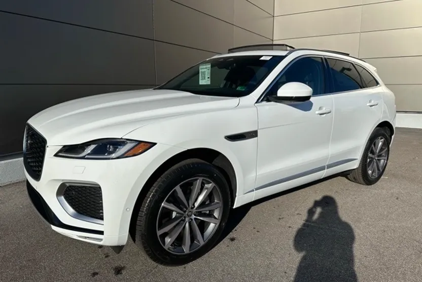 2026 Jaguar F-PACE P250 R-Dynamic S photo 1