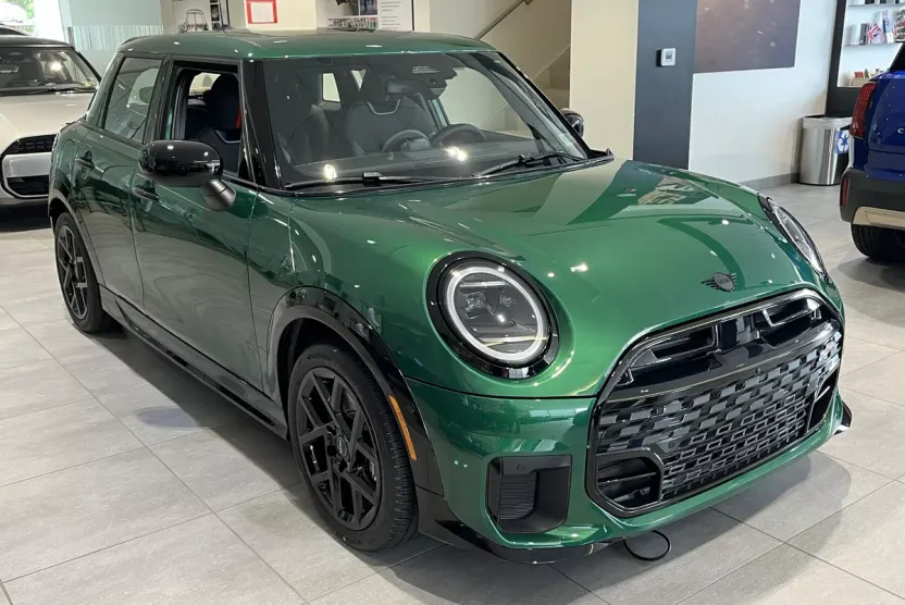 2025 Mini Cooper 2 Door Iconic Hardtop S photo 1