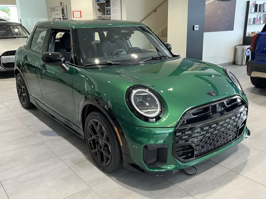 2025 Mini Cooper 2 Door Iconic Hardtop S photo 1