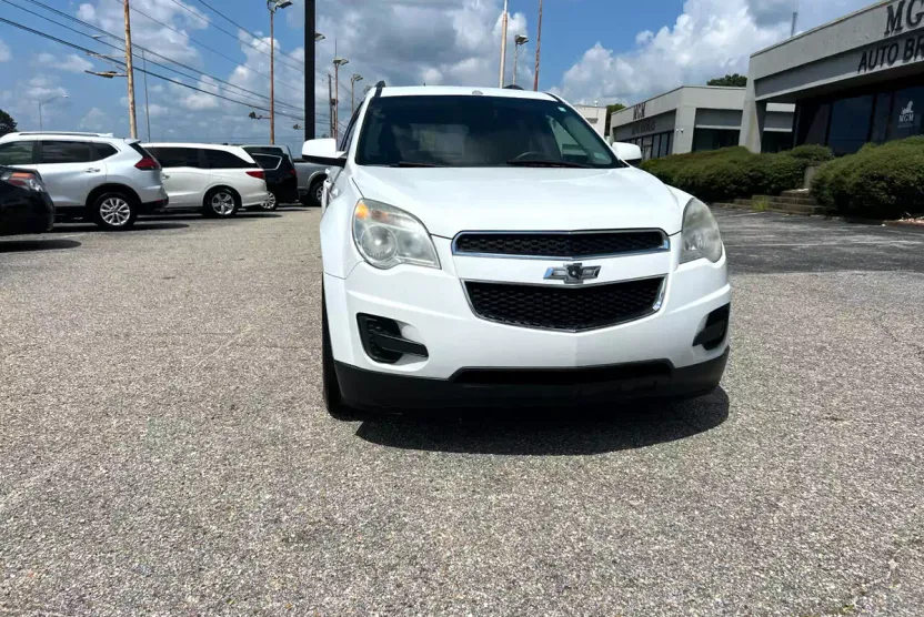 2015 Chevrolet Equinox LT photo 1