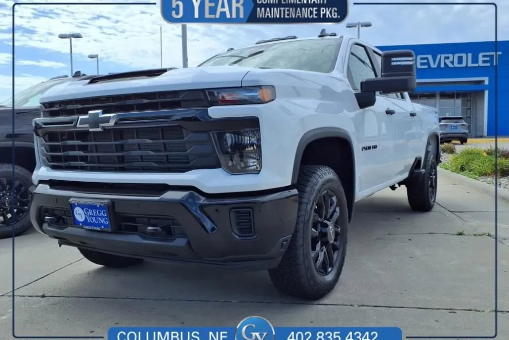 2025 Chevrolet Silverado 2500HD Custom photo 1