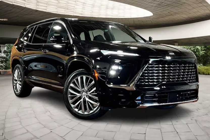 2026 Buick Enclave Avenir photo 1
