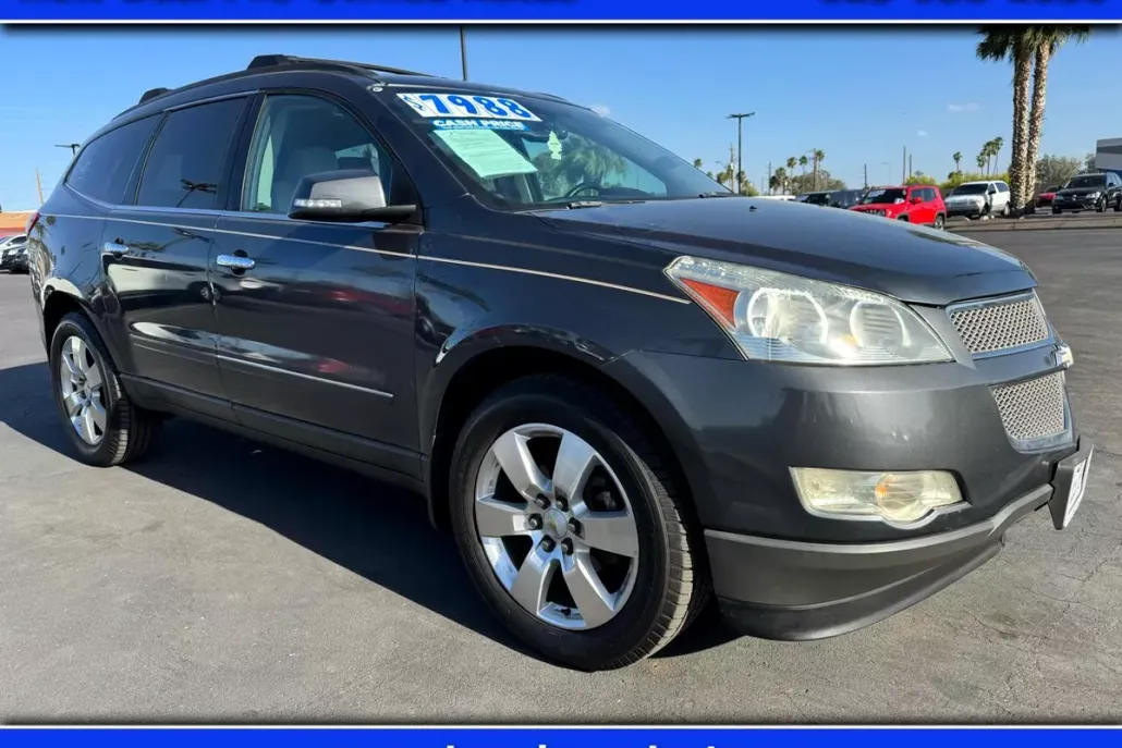2011 Chevrolet Traverse LTZ photo 1