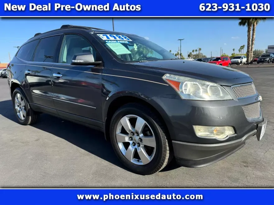 2011 Chevrolet Traverse LTZ photo 1