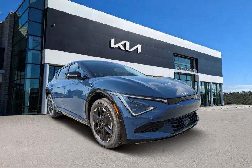 2025 Kia EV6 Wind photo 1