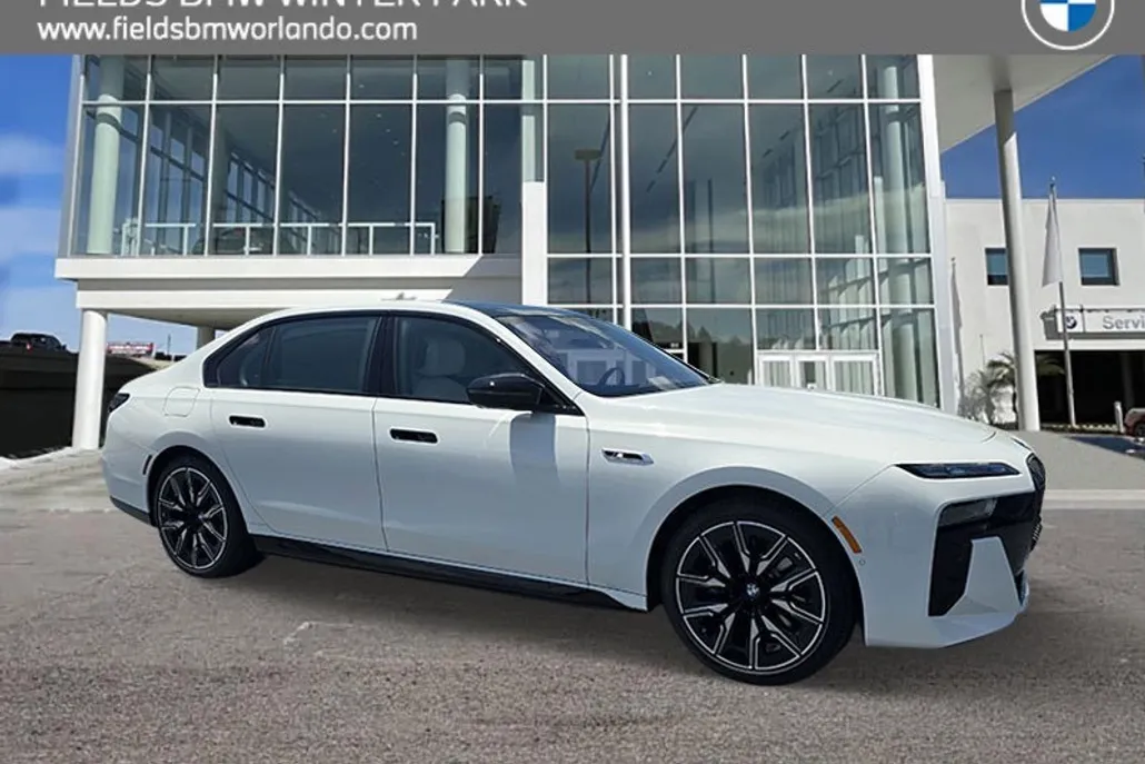 2025 Bmw i7 M70 photo 1