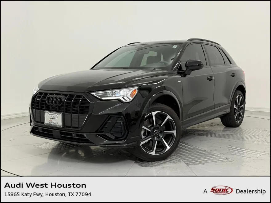 2025 Audi Q3 S line Premium Plus photo 1