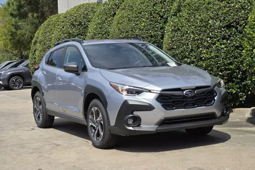 2025 Subaru Crosstrek Premium photo 1