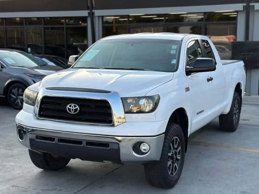 2008 Toyota Tundra SR5 photo 1