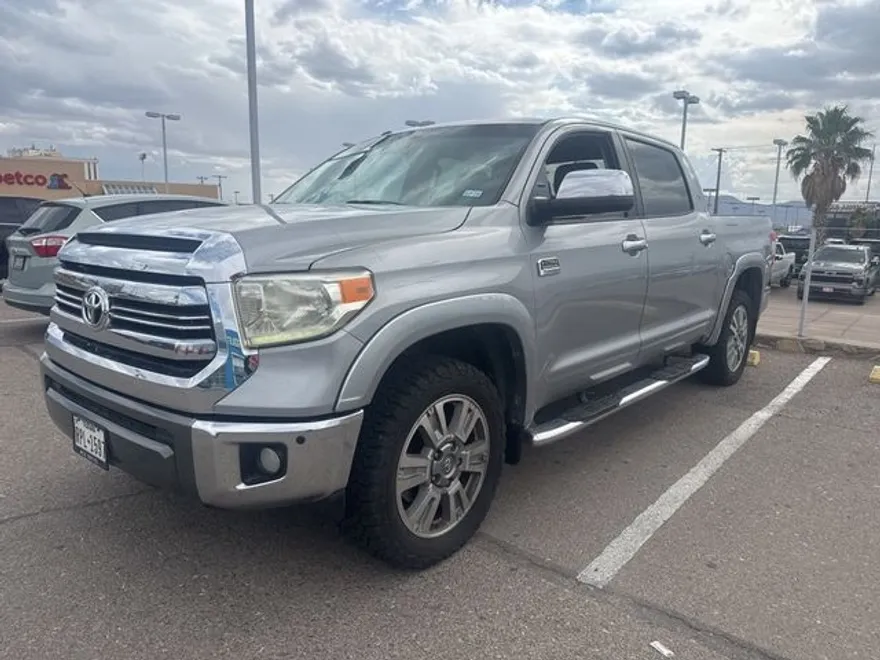 2016 Toyota Tundra Platinum photo 1