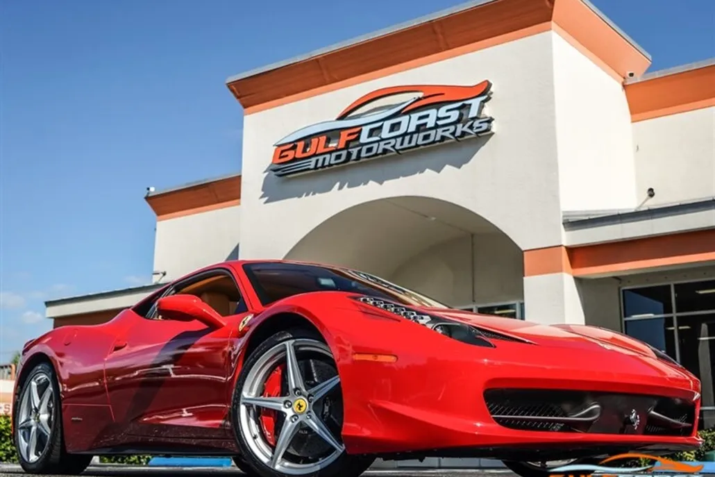 2010 Ferrari 458 Italia Base photo 1