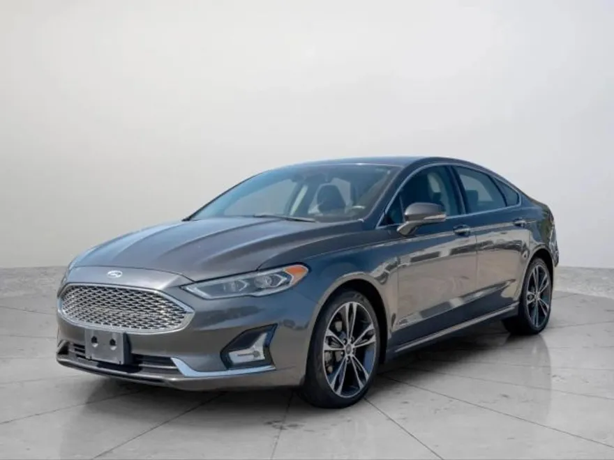 2020 Ford Fusion Titanium photo 1