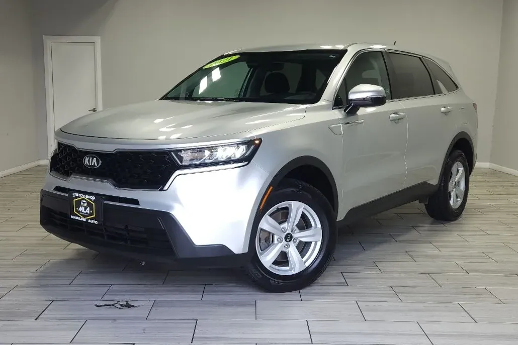 2021 Kia Sorento LX photo 1