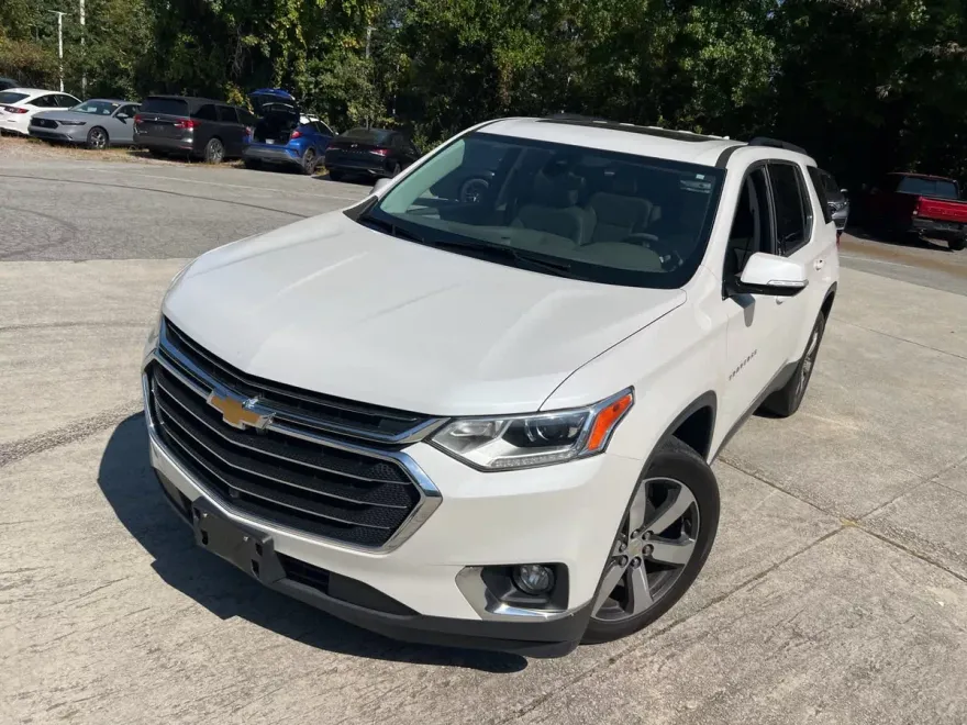 2020 Chevrolet Traverse Leather photo 1