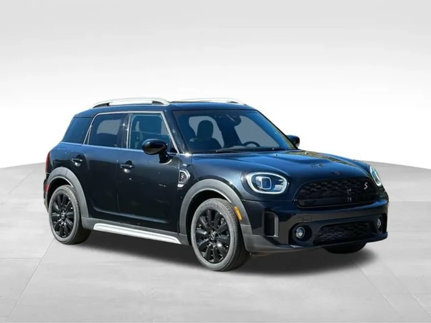2023 Mini Cooper S ALL4 photo 1