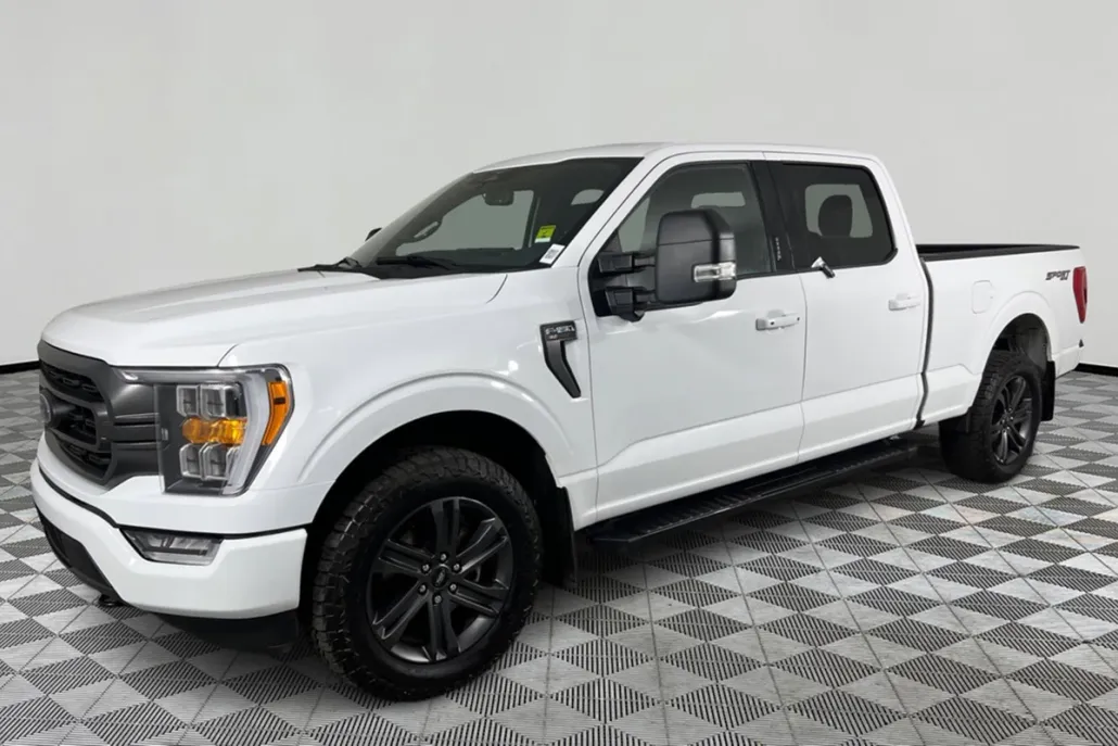 2023 Ford F-150 XLT photo 1