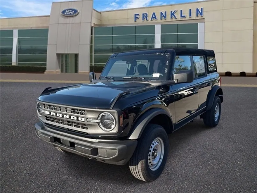 2025 Ford Bronco Base photo 1