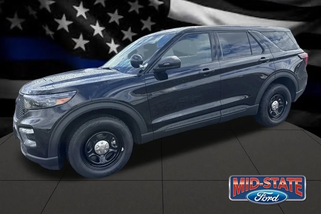 2025 Ford Explorer photo 1