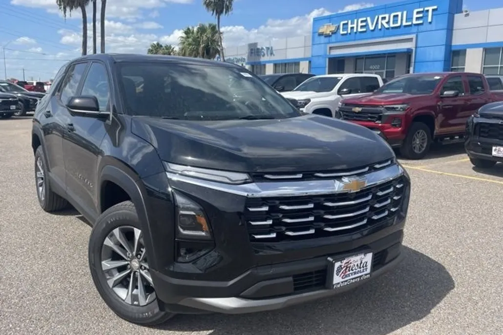 2026 Chevrolet Equinox LT photo 1