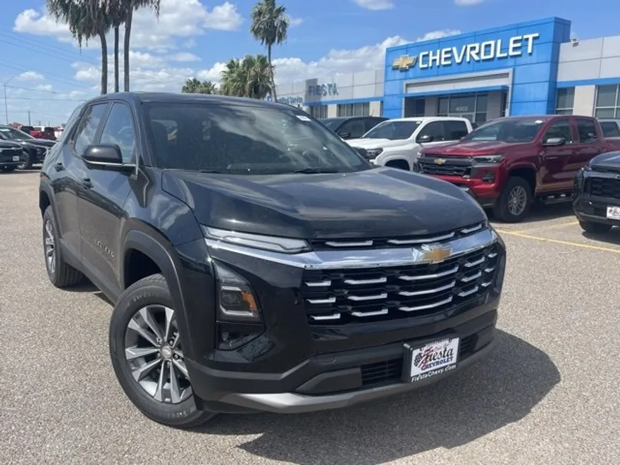 2026 Chevrolet Equinox LT photo 1