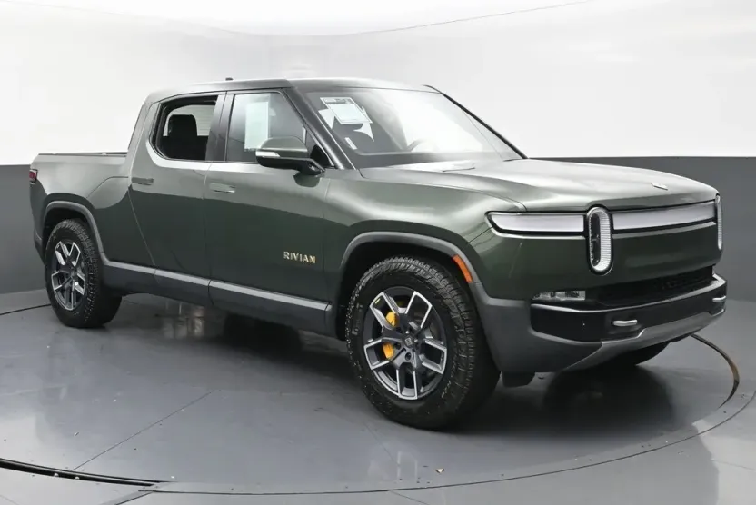2022 Rivian R1T Adventure photo 1