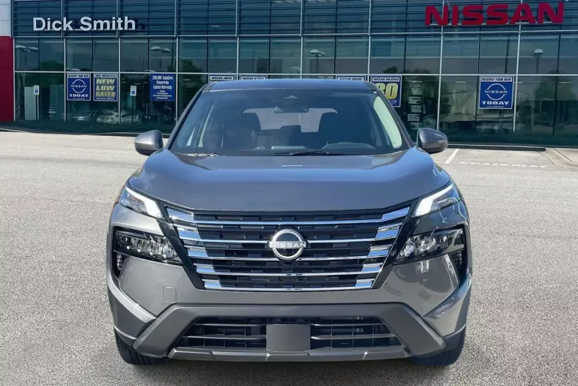 2026 Nissan Rogue SV photo 1