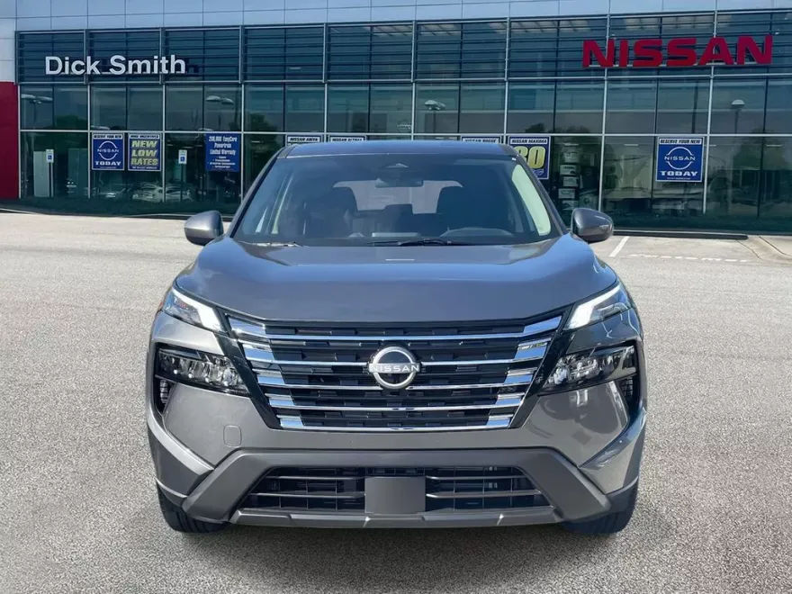 2026 Nissan Rogue SV photo 1